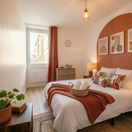 8b - Le Cosy *
